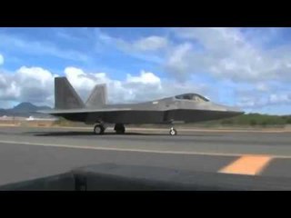 SHBA DISLOKON NE EVROPE AVIONET BOMBARDUES RAPTOR F 22 SI MASE KUNDER RUSISE LAJM