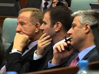 PACOLLI FILLON PUNEN ZV KRYEMINSITRI PARE FLET PER QEVERINE NE KUVEND LAJM