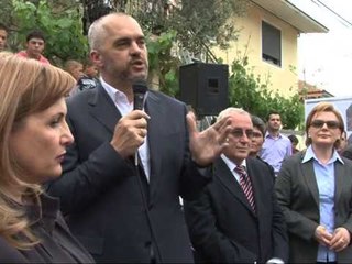 UNAZA E ELBASANIT RAMA KERKON VOTAT PER KANDIDATIN QAZIM SEJDINI LAJM