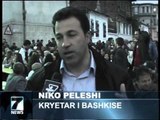 FESTE NE KORÇE NIKO PELESHI FESTON ME SERENATA ME QYTETARET LAJM