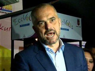 DITA E TOKES RAMA DHE ARVIZU LENE MAKINAT E MARRIN BIÇIKLETAT LAJM