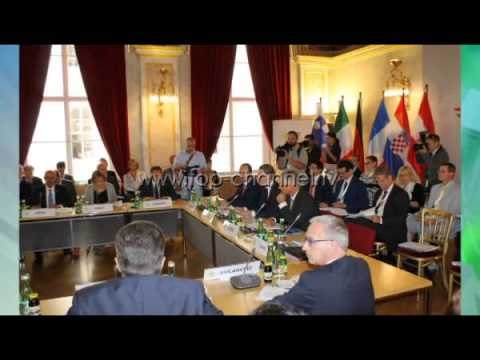 Kriza e refugjatëve dhe Ballkani - Top Channel Albania - News - Lajme