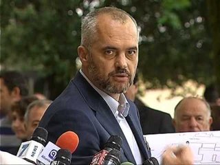 RRUGA “ABDI TOPTANI” RAMA INAGURON RRUGEN PER KEMBESORET NE TIRANE LAJM