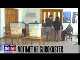PROBLEME NE GJIROKASTER BLLOKOHET VOTIMI PER SHKAK TE KOMISIONEREVE LAJM