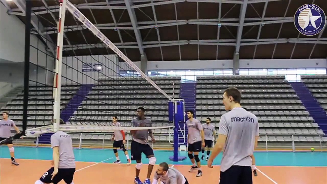 Paris Volley-Friedrichshafen: "Une grosse pression au service"