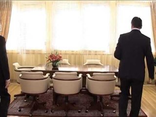 TOPI PRET SANINON PRESIDENTI THIRRJE PER MATURI E ZBATIM TE LIGJIT LAJM