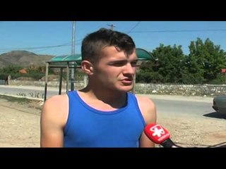 ZHGENJIMI I AZILKERKUESVE SHQIPTARE,I RIU NGA VASHTEMIA E KORÇES RREFEN JETEN NE KAMP LAJM