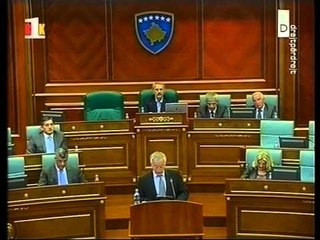 Download Video: KUVENDI I KOSOVES SEANCE E JASHTEZAKONSHME PER PROCESIN E HARADINAJ LAJM