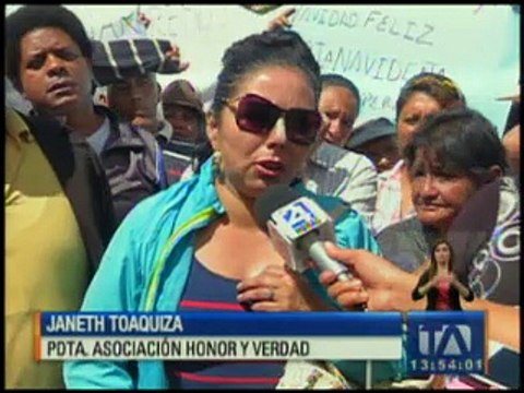 Comerciantes solicitan a Rodas permiso por temporada navideña