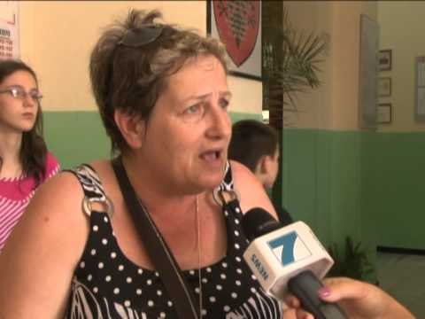 MBYLLET “SERVETE MAÇI” PRINDER DHE NXENES PROTESTOJNE KUNDER VENDIMIT LAJM