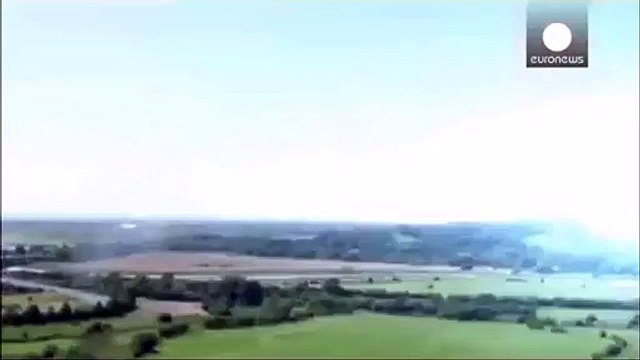 HORRIFYING VIDEO PLANE IN SHOREHAM AIRSHOW