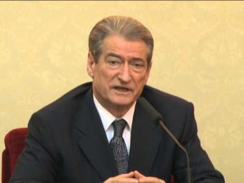 100 VJETORI I PAVARESISE BERISHA NJOFTON RIVLERESIMIN E FIRMETAREVE TE DEKLARATES LAJM