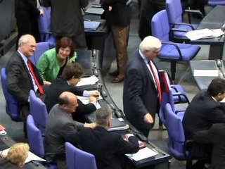 DEPUTETET NE PE DISKUTOHEN 12 REKOMANDIMET DHE SITUATA POLITIKE LAJM