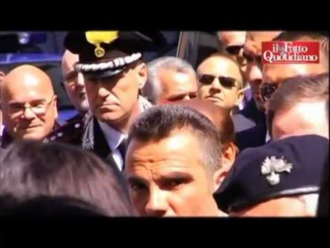 BERLUSKONI NE GJYKATE PER HERE TE PARE NUK PRITET NGA MBESHTETES LAJM