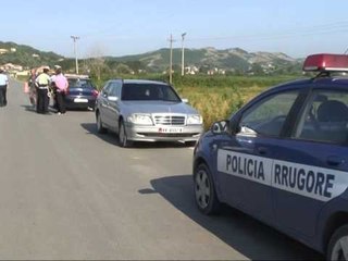 TJETER AKSIDENT ECTE ME BIÇIKLETE,PERPLASET PER VDEKJE NGA MAKINA LAJM