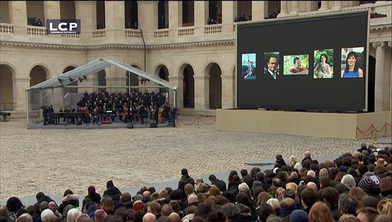 Camélia Jordana, Yael Naim et Nolwenn Leroy interprètent "Quand on a que l'amour" de Jacques Brel