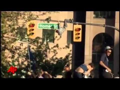 PUTHJE MES TRAZIRAVE FOTOJA E NJE ÇIFTI KANADEZ BEN XHIRON E BOTES LAJM