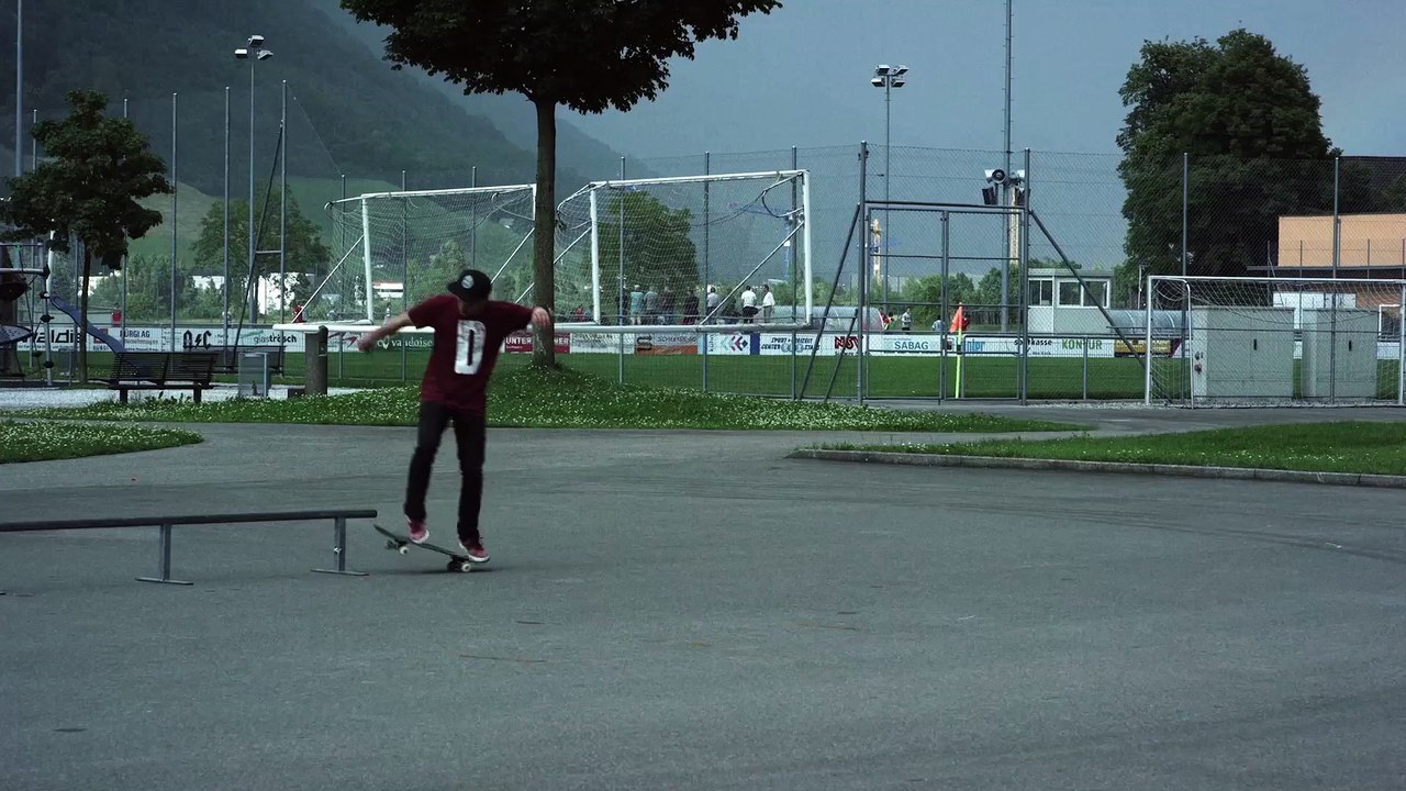 Skating in a Sudden Rainstorm with Fabian Dörig
