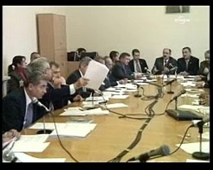 CHP'li Bayram Meral ile AK Partililer birbirine girdi - 23.11.2004