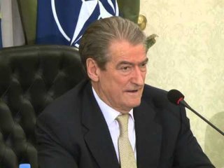 FINANCIM 100% PER STUDENTET E 15 UNIVERSITETEVE ME TE MIRA LAJM