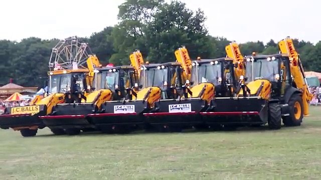 Não imaginava que isto era possível !!! JCB Dance Performance Impressionante!