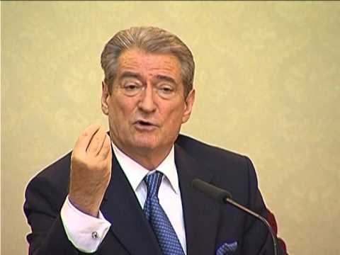 BERISHA KUNDER FMN RRISIM RROGAT DHE PENSIONET JO RRITJES SE TAKSAVE LAJM