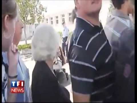 SULMOHET SARKOZY PRESIDENTI FRANCEZ U SULMUA GJATE VIZITES NE BRAX LAJM