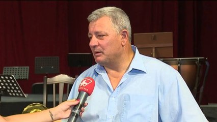 VIOLINISTI GEZIM BULCARI PREMIERE TE PREMTEN MBREMA ME PJESET E VEBER DHE BRUSH LAJM