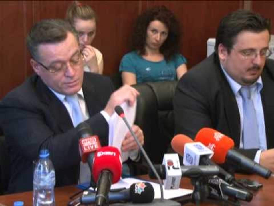 RISHIKOHET BUXHETI QEVERIA SHKURTON ME MBI 18 MILIARDE LEKE SHPENZIMET LAJM