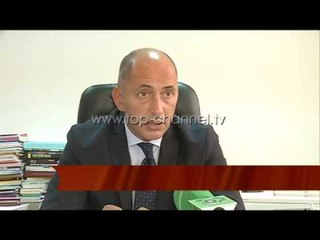 Totozani: Azilantët kanë shitur shtëpitë dhe pronat - Top Channel Albania - News - Lajme