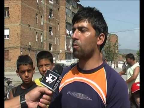 ZJARR NE KORÇE NJE QIRI SHKRUMBON KATIN E TRETE TE NJE PALLATI LAJM