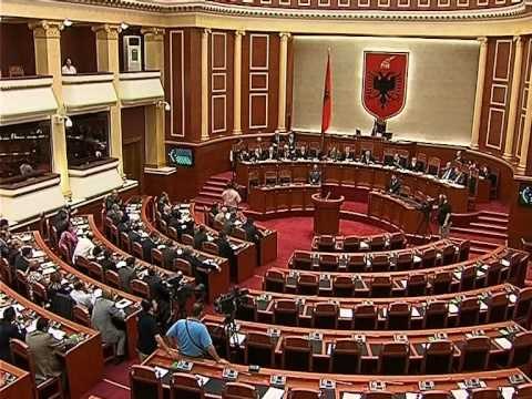 MBYLLET SESIONI PARLAMENTI MERR PUSHIMET VOTON MINISTRAT E RINJ LAJM