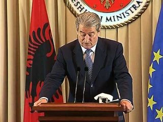 BERISHA PER KOSOVEN NDAL DHUNES SE EKSTREMISTEVE E NACIONALISTEVE SERBE LAJM