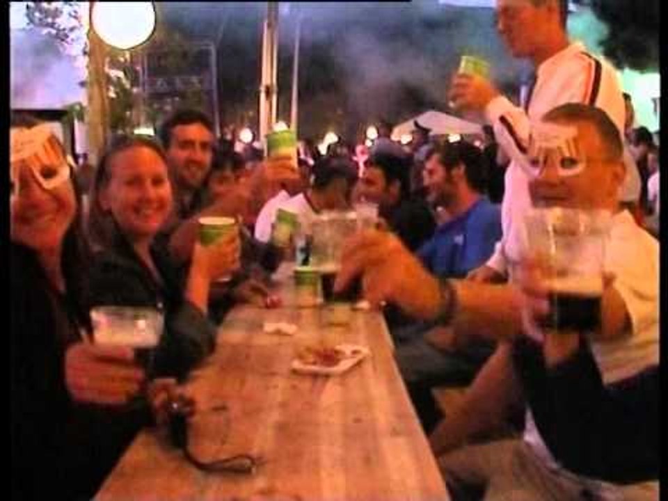 FESTA E BIRRES NE KORÇE FESTA TRADICIONALE MBLEDH MIJERA PUSHUES NE KORÇE LAJM