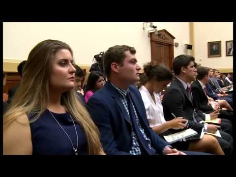 SHTEPIA E BARDHE NE PRAG TE SFIDES NE KONGRES PER MARREVESHJEN ME IRANIN NE AVANTAZH LAJM