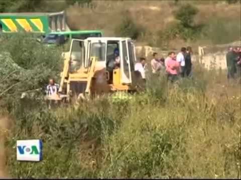 NDERTIMI I URES NE VUSHTRI BANORET SERBE TE PRILLUZHES VIJOJNE TE KUNDERSHTOJNE LAJM