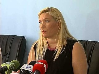 RRITEN PAGAT E MJEKEVE ISKSH,RRITJA 2500 LEKE NE QYTET DHE 1500 NE FSHAT LAJM