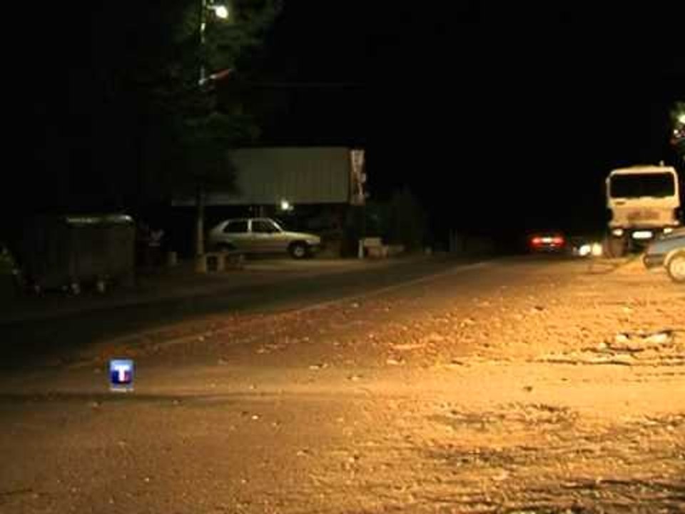 BARRIKADAT SERBE KFOR ARRIN TE BINDE SERBET TE HEQIN BARRIKADAT LAJM