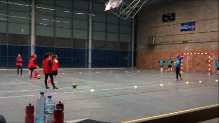 exercice pro futsal avec les filles de ROUBAIX FEMININ