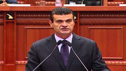 DEBAT MES PATOZIT DHE TAHIRIT NE KUVEND