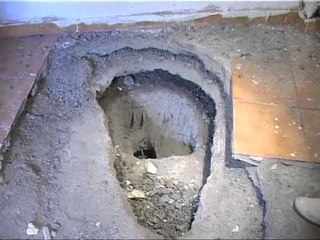 BURGU KORIDHALOS DESHTON TENTATIVA E ARRATISJES E 3 SHQIPTAREVE LAJM