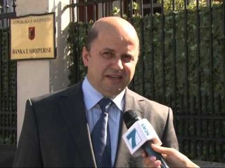 KREDITE ME PROBLEME ME TE SHUMTA JANE ATO NE MONEDHEN VENDASE LEK LAJM