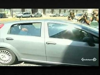 BIZNESMENI ITALIAN ARRESTOHET ME AKUZEN PER SHANTAZH NDAJ BERLUSKONIT LAJM