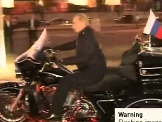 RISHFAQET PUTIN SHEFI I KREMLINIT XHIRO ME HARLI DAVIDSON NE MOSKE LAJM