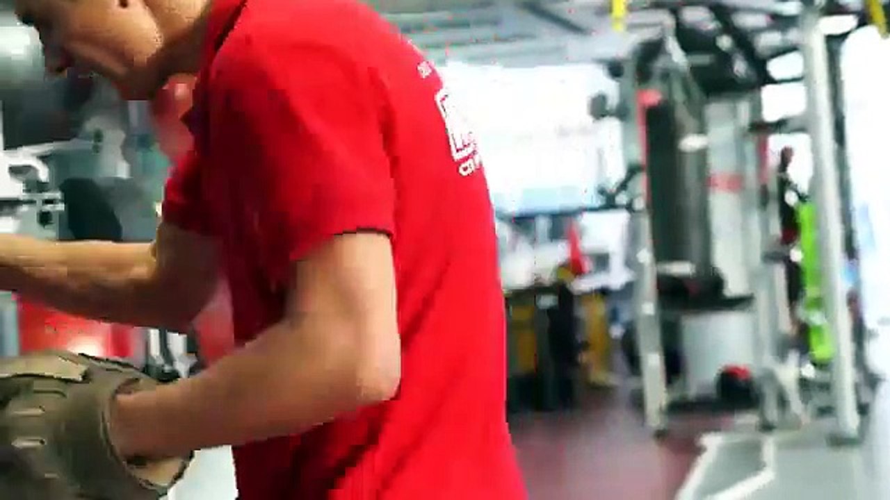 Gran entrenamiento de Muay Thai