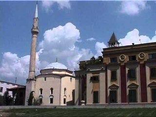 DHUNA NDAJ INSPEKTOREVE SOCIALISTET DO TE KERKOJNE INTERPELANCE ME BERISHEN LAJM