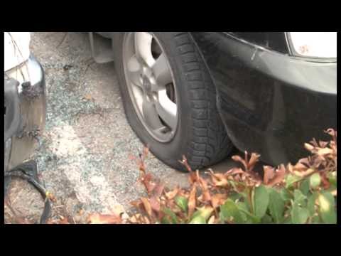 KOSOVE,AKTIVISTET E “VETEVENDOSJES” SHFRYJNE GOMAT E AUTOMJETEVE QEVERITARE LAJM