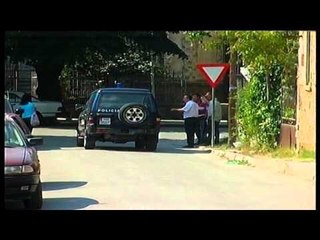 POLICIA ARRESTON 13 PUNONJES TE TATIMEVE DHE 2 BIZNESMENE PER EVAZION FISKAL LAJM