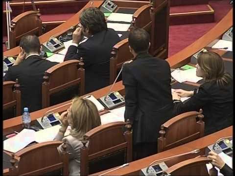 LIGJI PER MBETJET OPOZITA AKUZON SE DO TE IMPORTOHEN MBETJE NGA JASHTE LAJM
