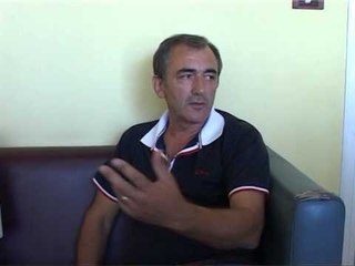SERISH INCIDENT NE KUFI POLICIA GREKE KTHEN MBRAPSHT FAMILJEN ÇAME LAJM